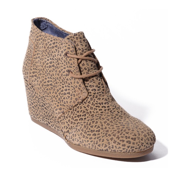 Toms Shoes - TOMS Cheetah Print Desert Wedge 7